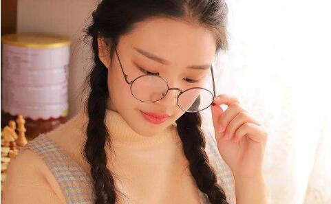 第一次约会内向聊什么?如何自然的和女生聊天 第一次约会内向聊什么?如何自然的和女生聊天第2张